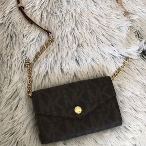 Michael Kors small wallet shoulder bag